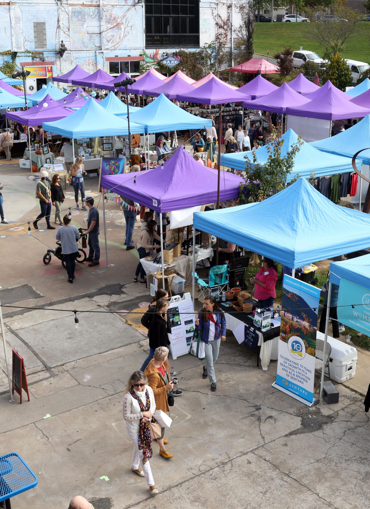 102321-cdp-news-marthasmarket1027.JPG